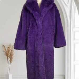 TOPSHOP Luxurious Purple Faux Fur Coat - us size 6